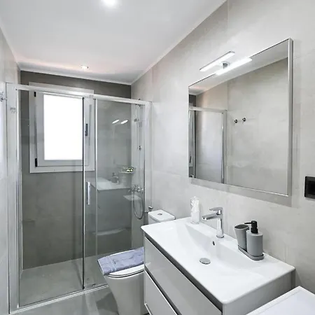 Penelope Halipoma Villa